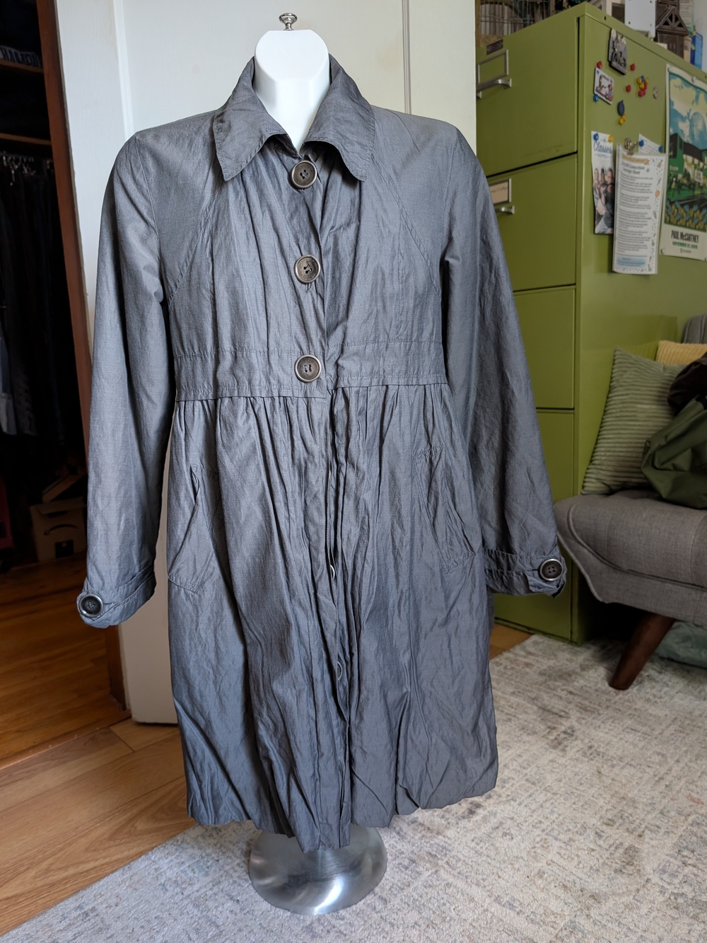 Women's Crinkled Gray Button-Front Trench Coat